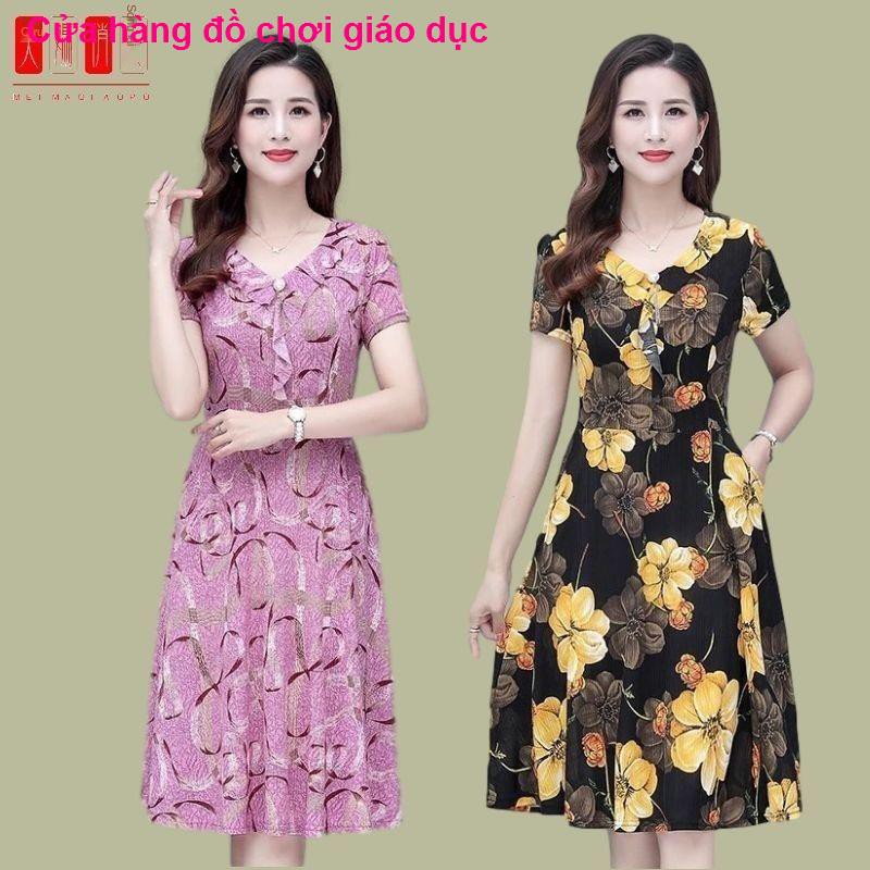 SHOP XINH Váy đầm mẹ 2021 mới mùa xuân và hè trung niên size lớn phụ nữ rộng rãi thời trang dài <