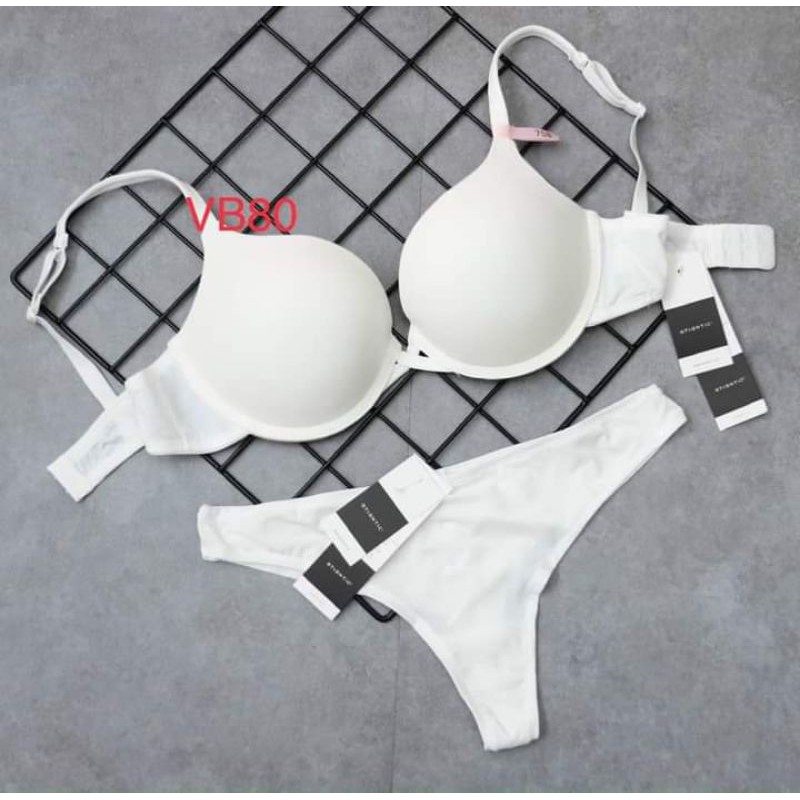 Bộ xuất xịn quả trơn phối quần lọt khe cao cấp | BigBuy360 - bigbuy360.vn