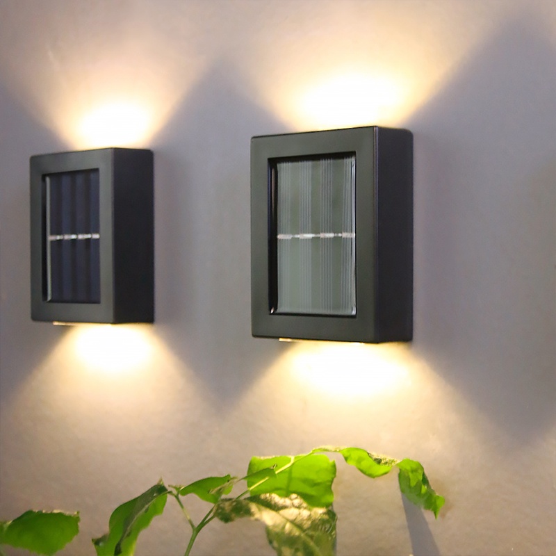 Đèn Gắn Tường 2 LED Cảm Ứng Chuyển Động PIR Sử Dụng Năng Lượng Mặt Trời Dùng Trang Trí Sân Vườn Quán Cafe