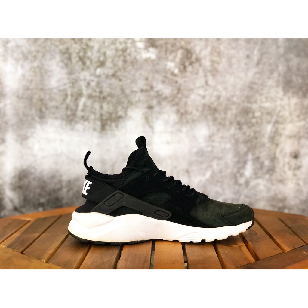 (Size 36) Giày Thể Thao Chính Hãng 2hand NIKE AIR HUARACHE ULTRA