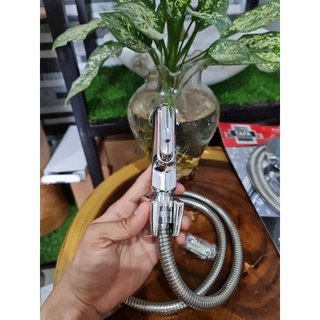 xịt vệ sinh nhựa xi