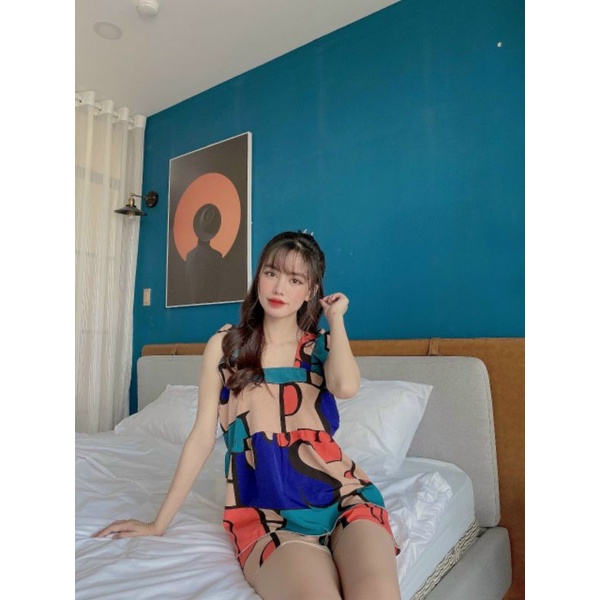đồ mặc nhà tiểu thư quần đùi hoạ tiết lập thể | BigBuy360 - bigbuy360.vn