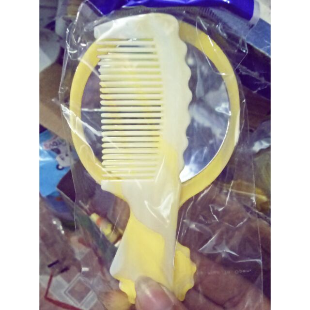 Bộ Gương Và Lược Bé Đẹp