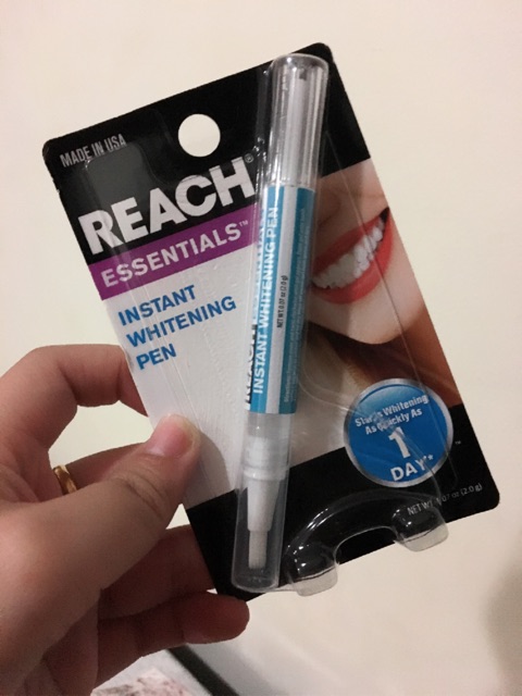 Bút tẩy trắng răng Reach Essentials