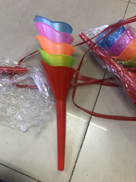 Phễu đổ nhớt xe máy chuyên nghiệp ,phễu thay nước làm mát