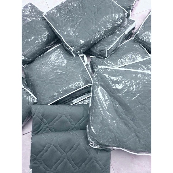 Tấm lót BẢO VỆ NỆM CAO CẤP (XÁM- LOẠI 1) chống nước, chống ẩm, chống ố vàng có thun chằn 4 góc