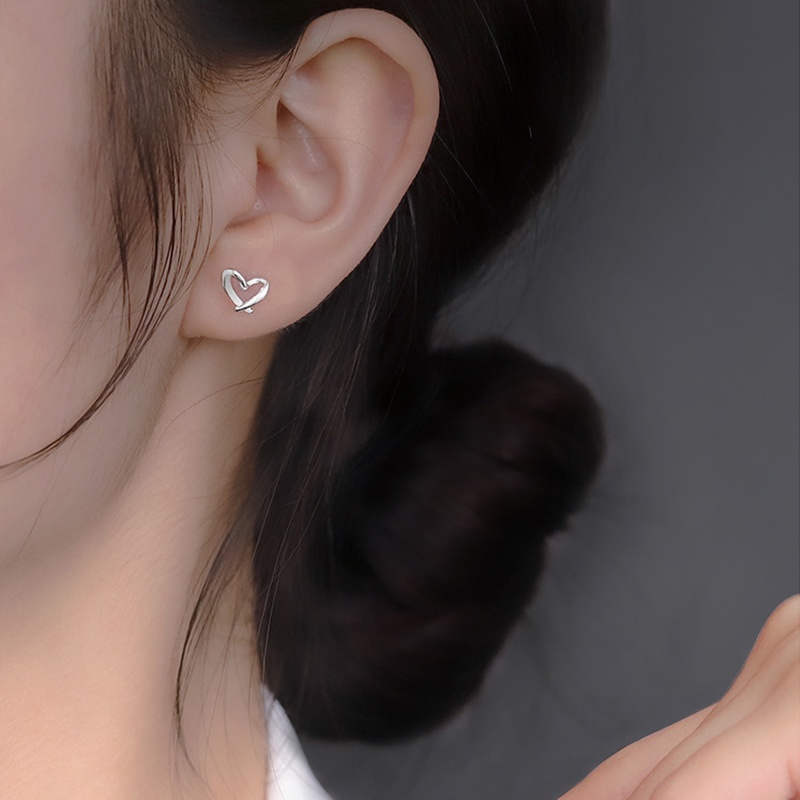 Bông tai bạc hình trái tim phong cách Hàn Quốc dễ thương