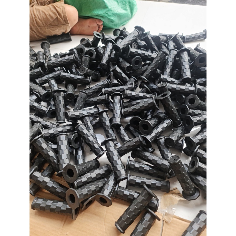 Bao tay daytona hàng loại 1 gắn sirius ex winer raider satria sonic...siêu êm siêu mọn không đau tay