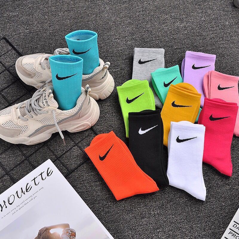 Tất vớ ống cao phong cách Hàn Quốc kết hợp màu sắc thể thao tươi trẻ họa tiết Nike siêu đẹp T09 - jienus