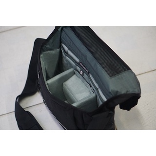 Túi đưng máy ảnh Proper Roady 7500 có ngăn iPad.