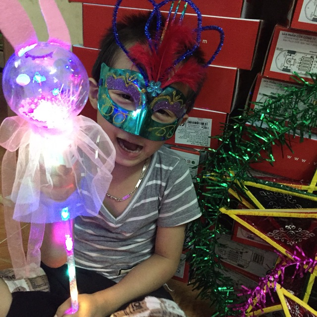 Mặt nạ hoá trang cho bé vui Trung Thu