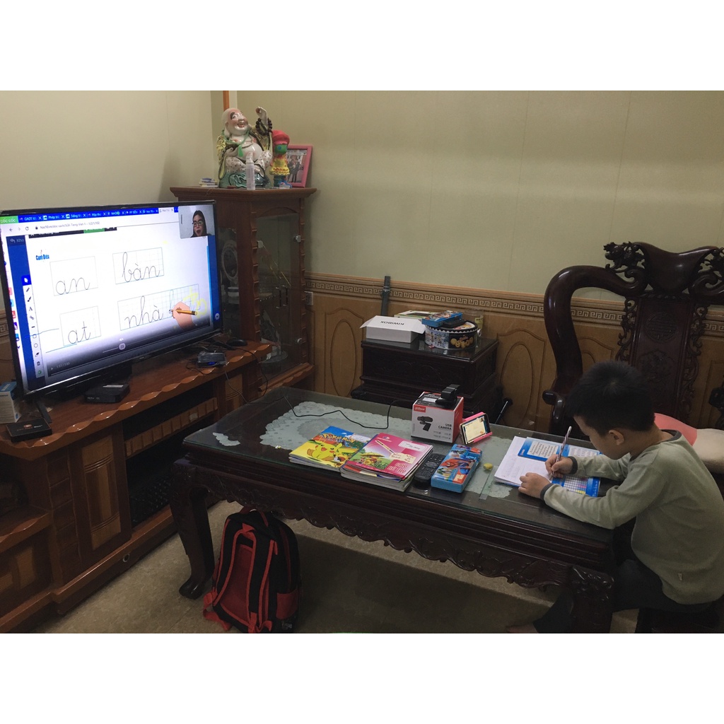 Bộ thiết bị học online trên tivi, webcam kết nối tivibox học trực tuyến | BigBuy360 - bigbuy360.vn