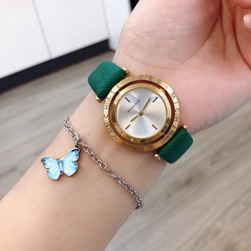 Đồng hồ nữ thời trang mặt xoay độc đáo Michael Kors giá sốc,sale sập sàn