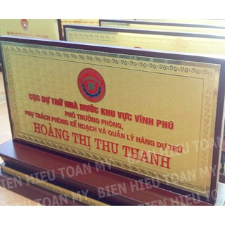 Biển chức danh đồng gỗ