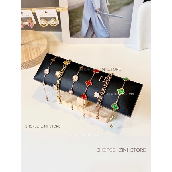 Giá treo lắc, vòng tay sang trọng