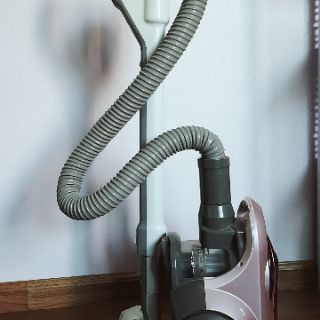 Máy hút bụi cầm tay Sharp nhật bãi