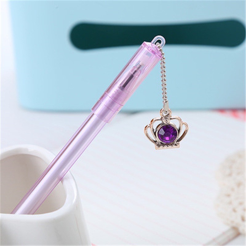Bút bi nước vương miện ngọc, thiên nga ngọc