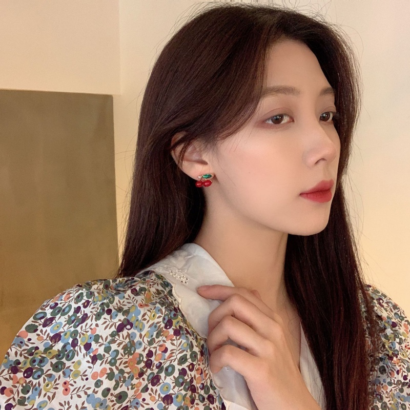 Khuyên Tai Kẹp Không Xỏ Lỗ Mạ Bạc S925 Họa Tiết Quả Cherry Phong Cách Mới 2021 Thời Trang Cho Nữ