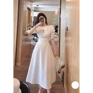 Đầm suông dáng xòe