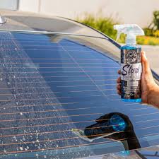 Nước lau kính xe ô tô Chemical Guys Signature Glass Cleaner, không chứa Amoni làm hư phim cách nhiệt, 478ml nhập khẩu Mỹ