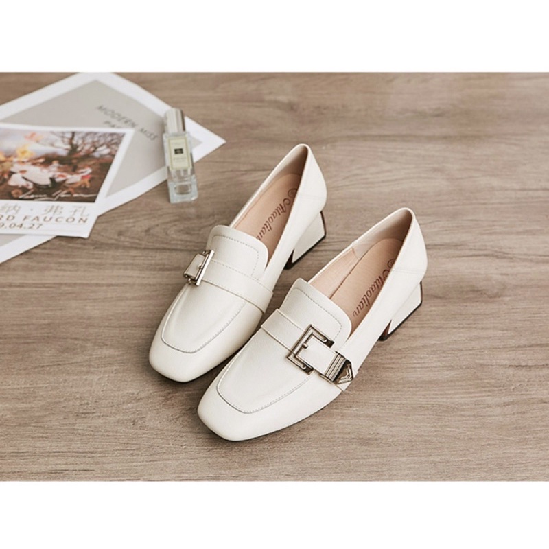 Giày 5 phân khuy bạc nhỏ