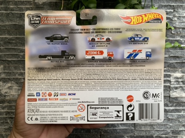 Hot Wheels - 1971 Datsun 510 Transport - xe mô hình tỉ lệ 1/64