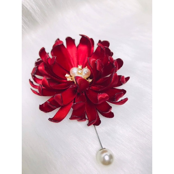 Cài áo hoa cúc kiểu