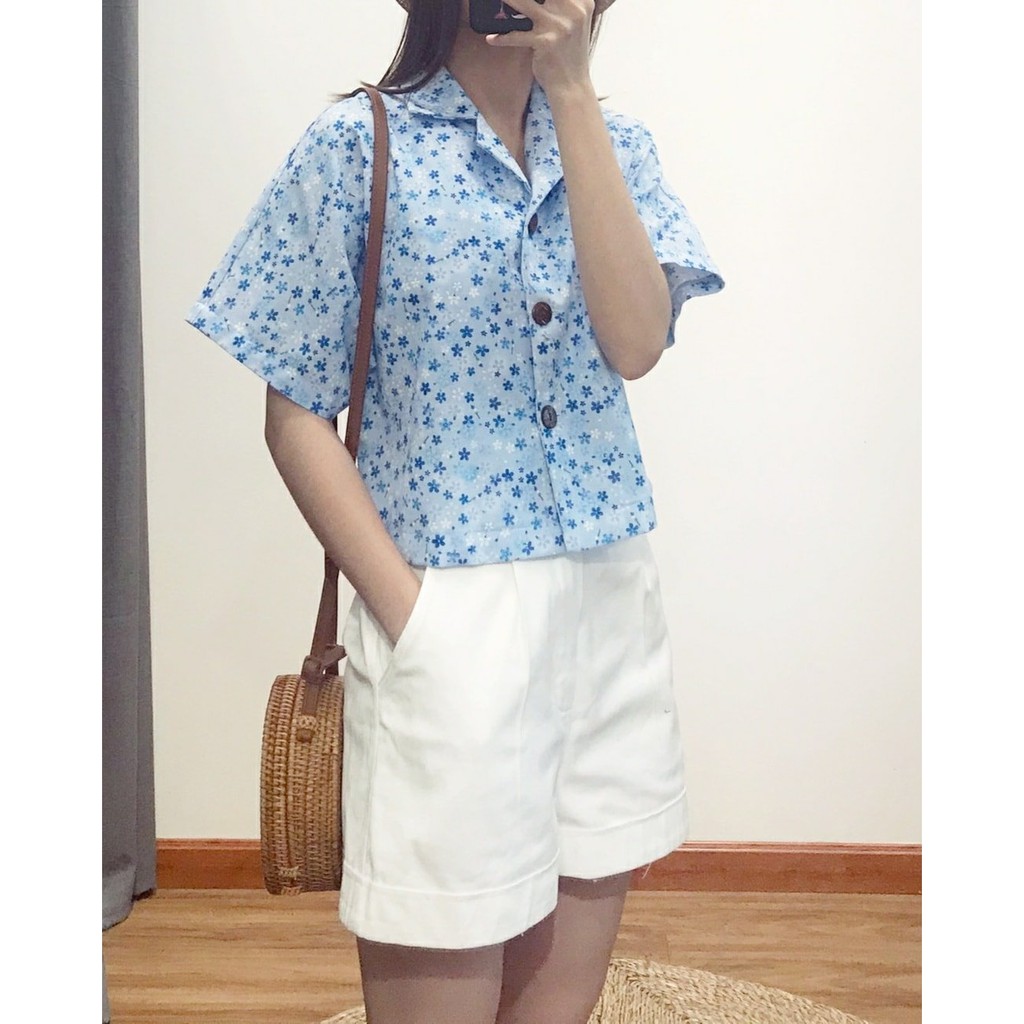 Áo croptop hoa nhí