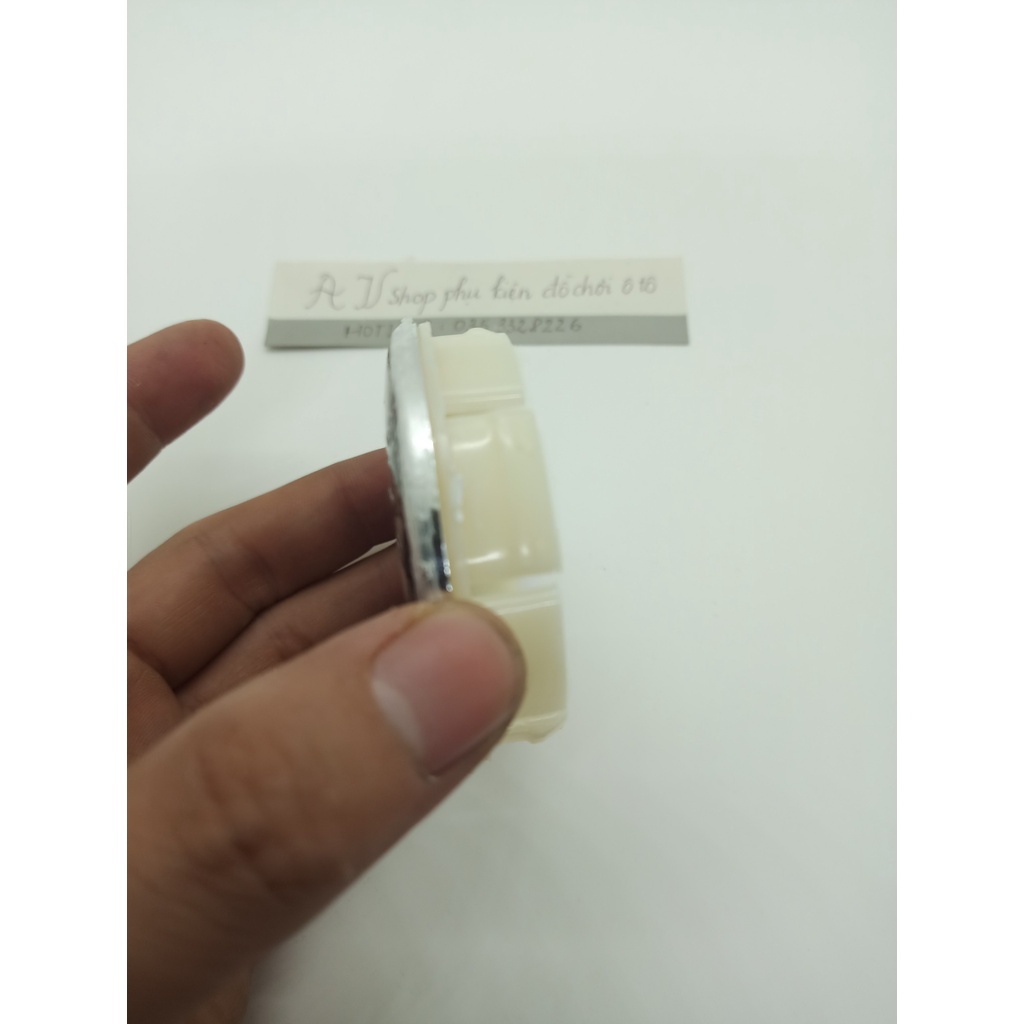 Logo chụp mâm bánh xe ô tô Chevrolet có đường kính lỗ lắp 63mm