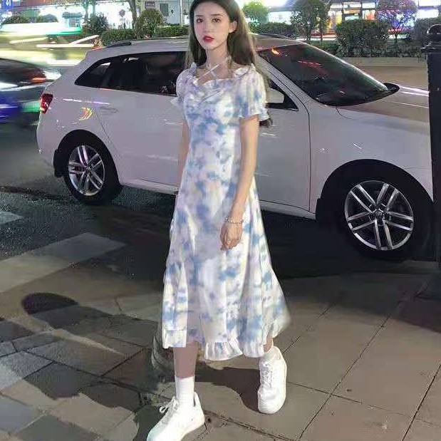 Váy hoa tay ngắn kiểu xếp ly thời trang hè 2021 sành điệu cho nữ | BigBuy360 - bigbuy360.vn