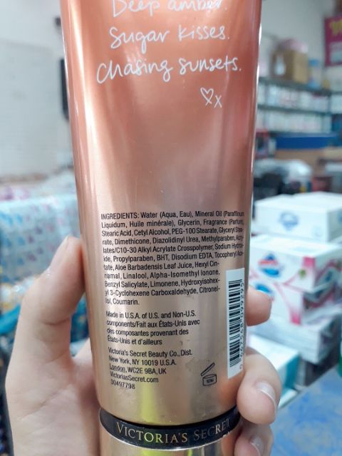 Sữa dưỡng thể Victoria’s Secret Amber Romance Body Lotion
236ml