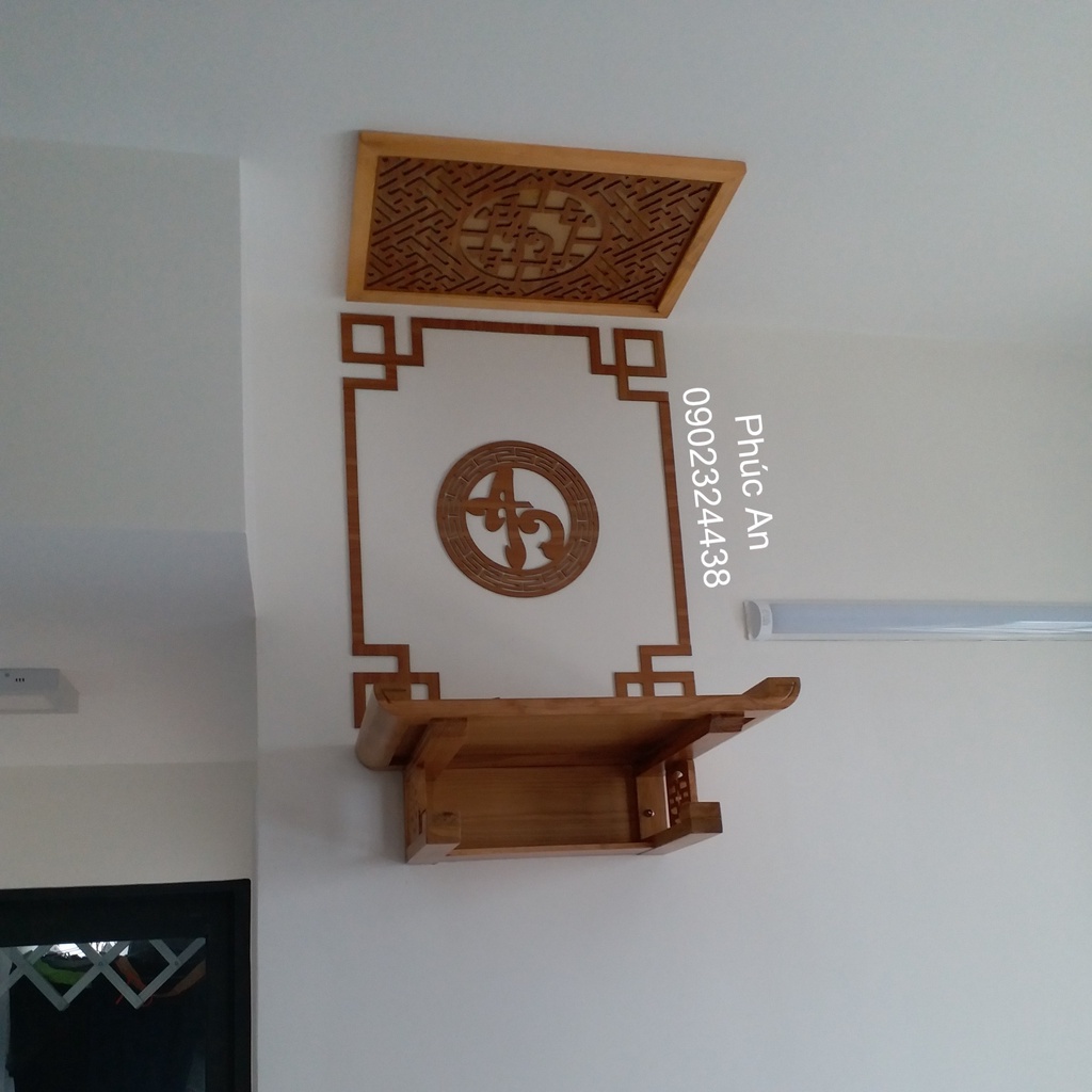 Kệ thờ phật mẹ quan âm bằng gỗ treo tường Kontum size 60 - 40