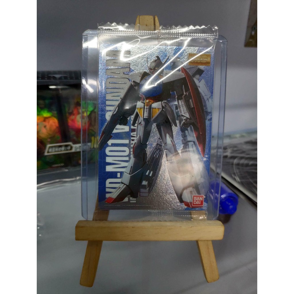 Thẻ bài sưu tầm bánh xốp GUNDAM - MG 1/100 - WD-M01 V GUNDAM - Tặng bọc bài nhựa bảo quản