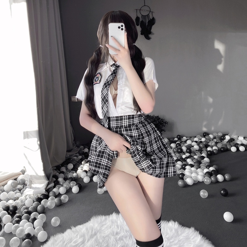 Bộ đồ hóa trang nữ sinh màu trắng đen 10MK