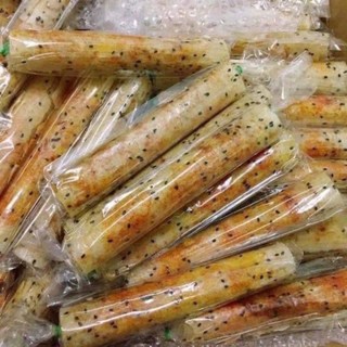 Bánh tráng nướng mắm ruốc tép chà bông
