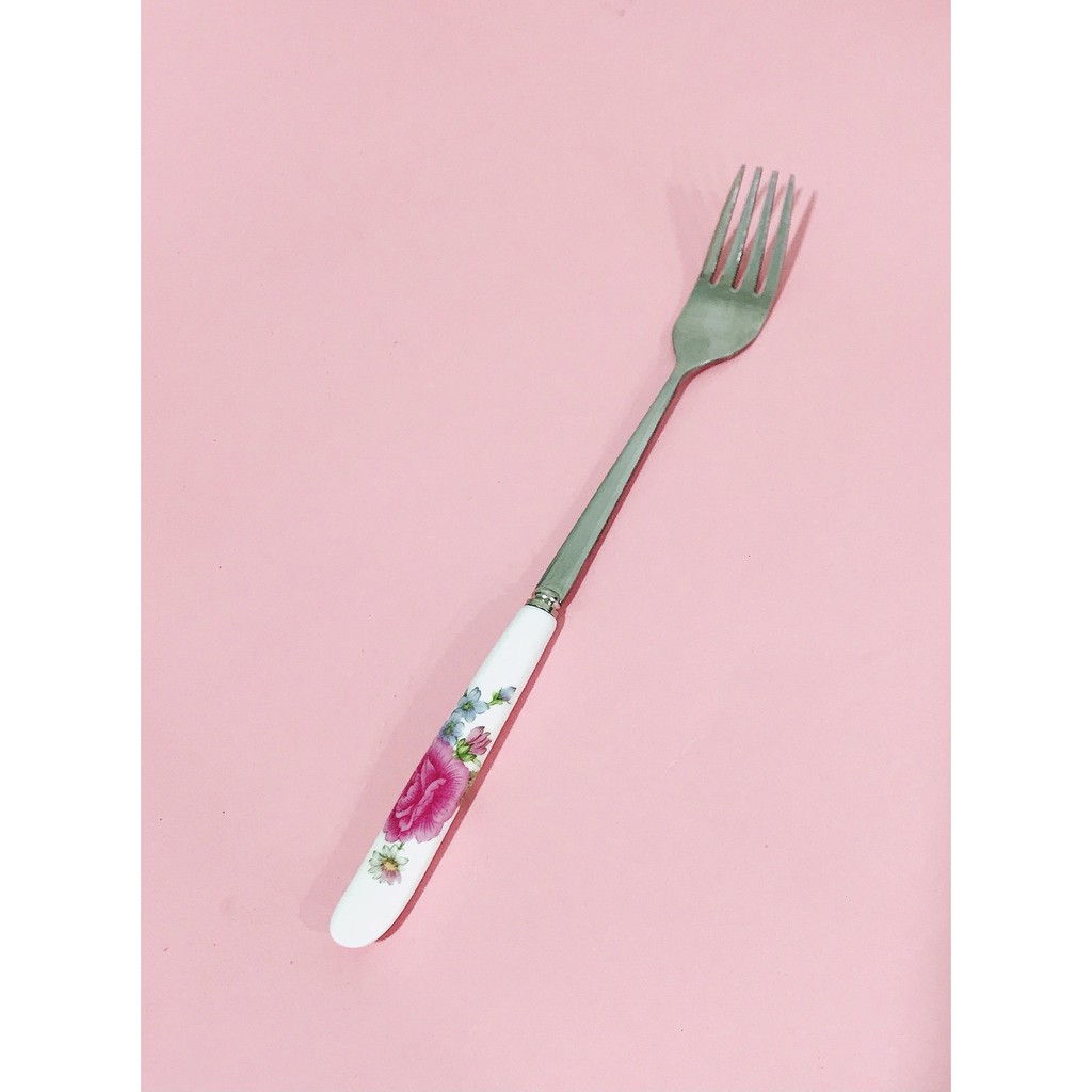 Muỗng nĩa inox dài 23cm cán bọc sứ trắng in hoa hồng, nhiều hoa