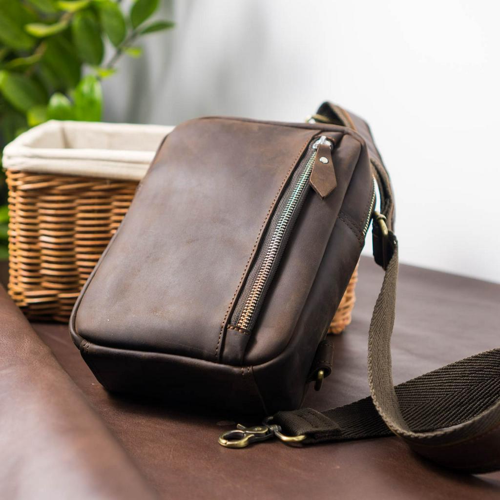 Túi đeo chéo da bò thật, da nhập khẩu cao cấp Basic nâu đen - Manuk Leather design