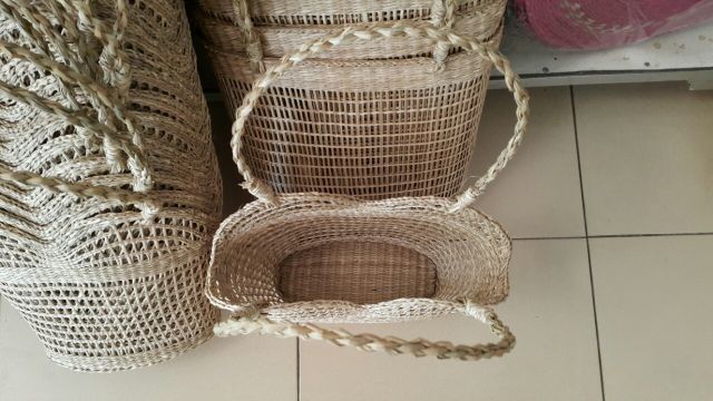 Làn cói tim xách tay