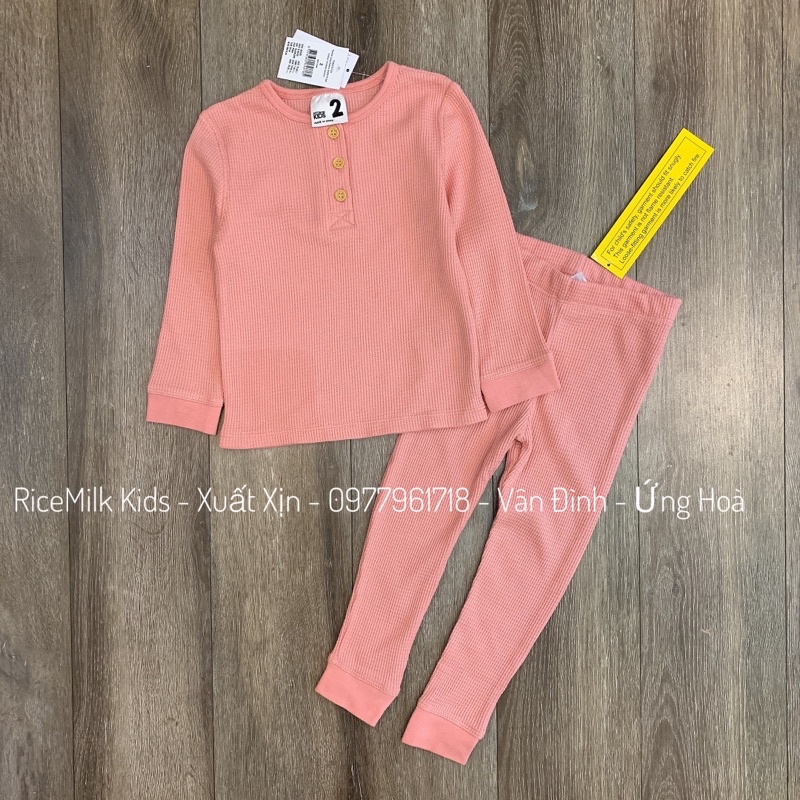 Bộ mặc nhà cottonOn màu hồng cam xuất dư xịn cho bé(LỖI TAY ÁO MAY NHỎ)