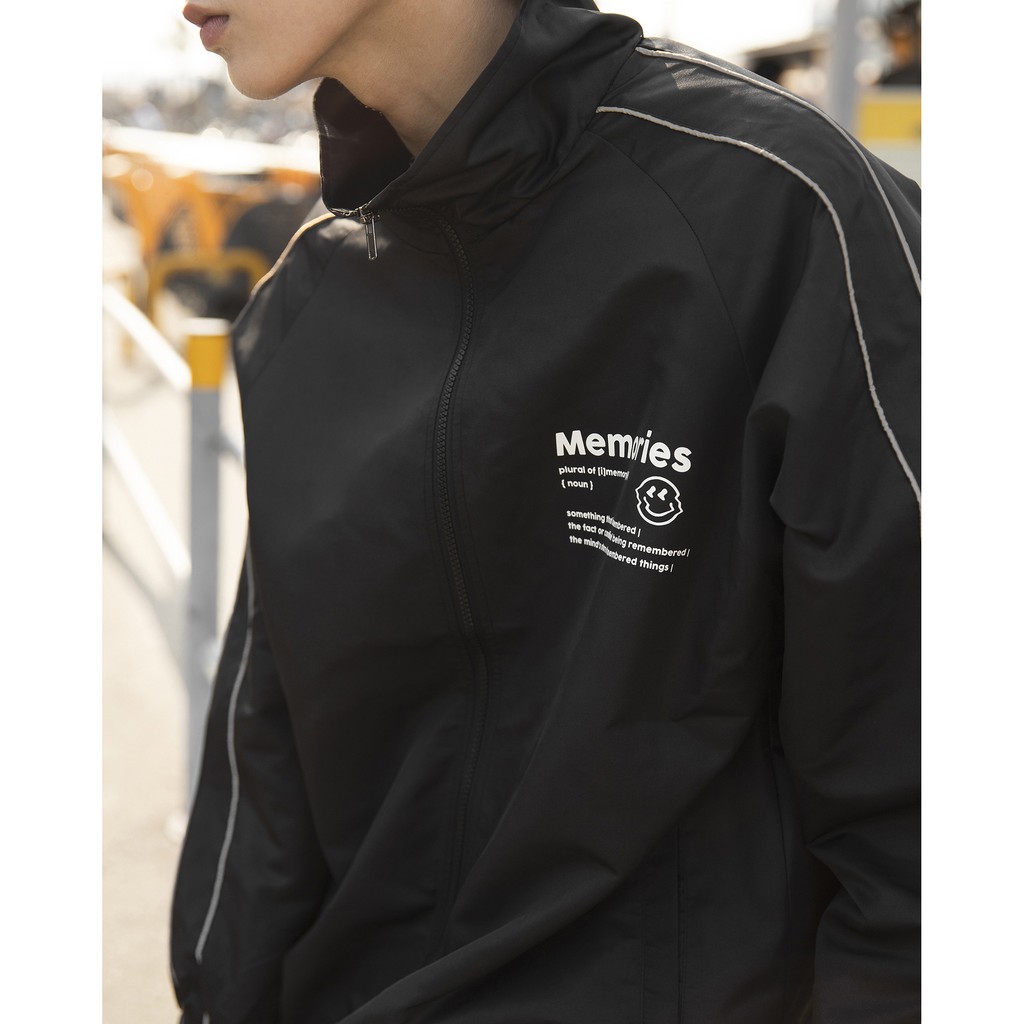 Áo Khoác Jacket Memories Form Thoải mái Unisex Chất Liệu Polyester Vải Dù Màu Đen