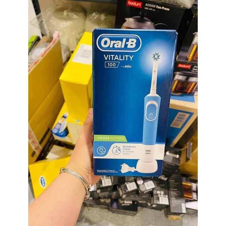 BÀN CHẢI ĐIỆN ORAL-B VITALITY 100