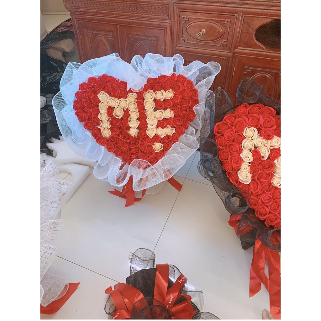 Bó hoa sáp thơm cao cấp 100 bông mẹ