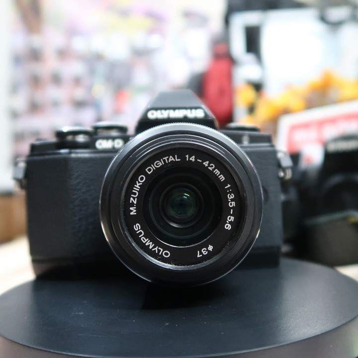 Máy ảnh Olympus OM-D E-M10 mark I kèm ống kính zuiko 14-42
