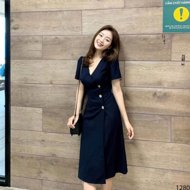 Đầm công sở vạt chéo nút gỗ xinh xắn [KÈM ẢNH THẬT] | BigBuy360 - bigbuy360.vn