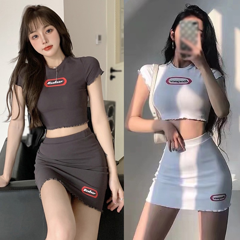 Set Áo Thun In Chữ + Chân Váy Lưng Cao Phong Cách Hàn Quốc Cho Nữ