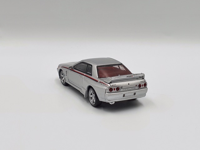 Xe Mô Hình Nissan Skyline GT-R 1:64 MiniGT ( Bạc )