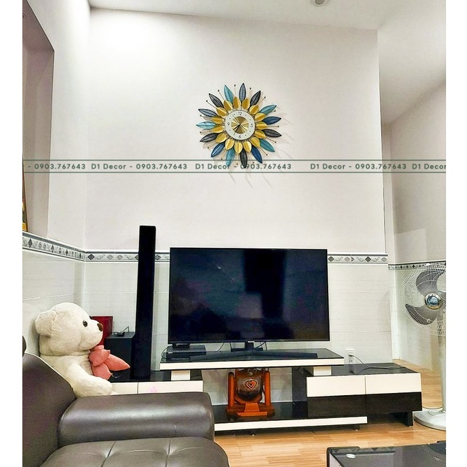 Đồng Hồ Treo Tường Trang Trí Decor - Mẫu Đồng Hồ Hoa Mặt Trời May Mắn - Trang Trí Nhà Cửa  - BH 5 năm - D1Home - DT48