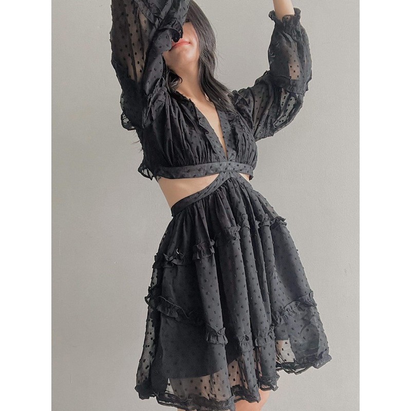 Đầm hở lưng đính tùng váy | BigBuy360 - bigbuy360.vn