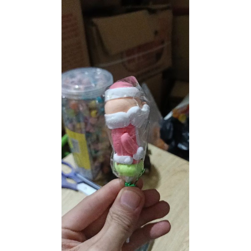 Kẹo bông đường pichio hình ông già noel 25 que 1 hũ