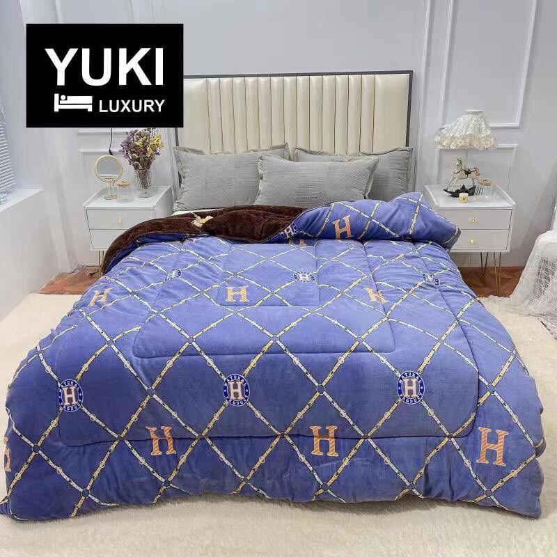 Chăn Nỉ Lông Cừu YUKI Siêu Ấm  Mền YUKI Dày Mịn, Kèm Túi Xách, Kích Thước 2mx2m3, Nặng 4kg - Hàng Xuất Nhật